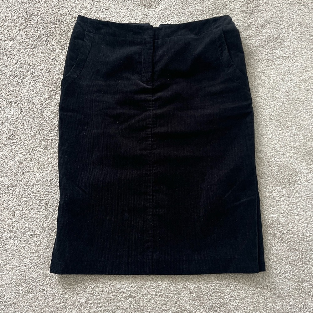 Mango MNG Mid-Rise Black Pencil Skirt, Knee Length with Two Pockets, Size 4
